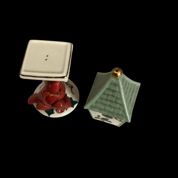 LENOX "Winter Greetings"  Cardinal/Birdhouse Stacking Salt  Shaker Set, In Box - Picture 5 of 8